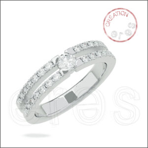 Solitaire or gris